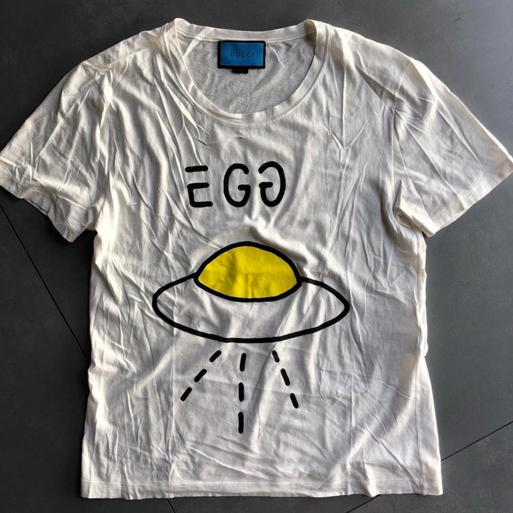 Gucci White Tee with Yellow UFO Egg Design Size Medium